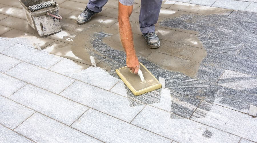 Professional gutter cleaning in Opa Locka, FL
